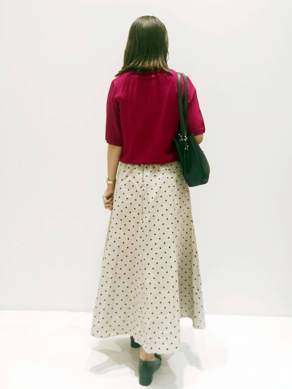 mizueさんの「grove｜ドットで華やぐ　軽やかマーメイドスカート」を使ったコーディネート