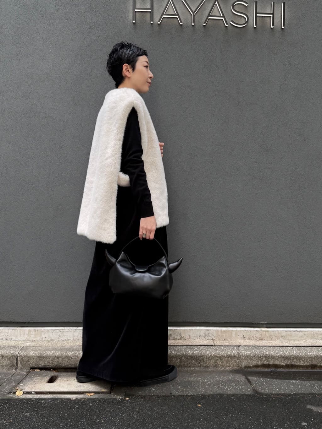 Kさんの「HIROKO HAYASHI｜【WEB・銀座店限定】LEO CORNA（レオ コルナ）ハンドバッグ」を使ったコーディネート