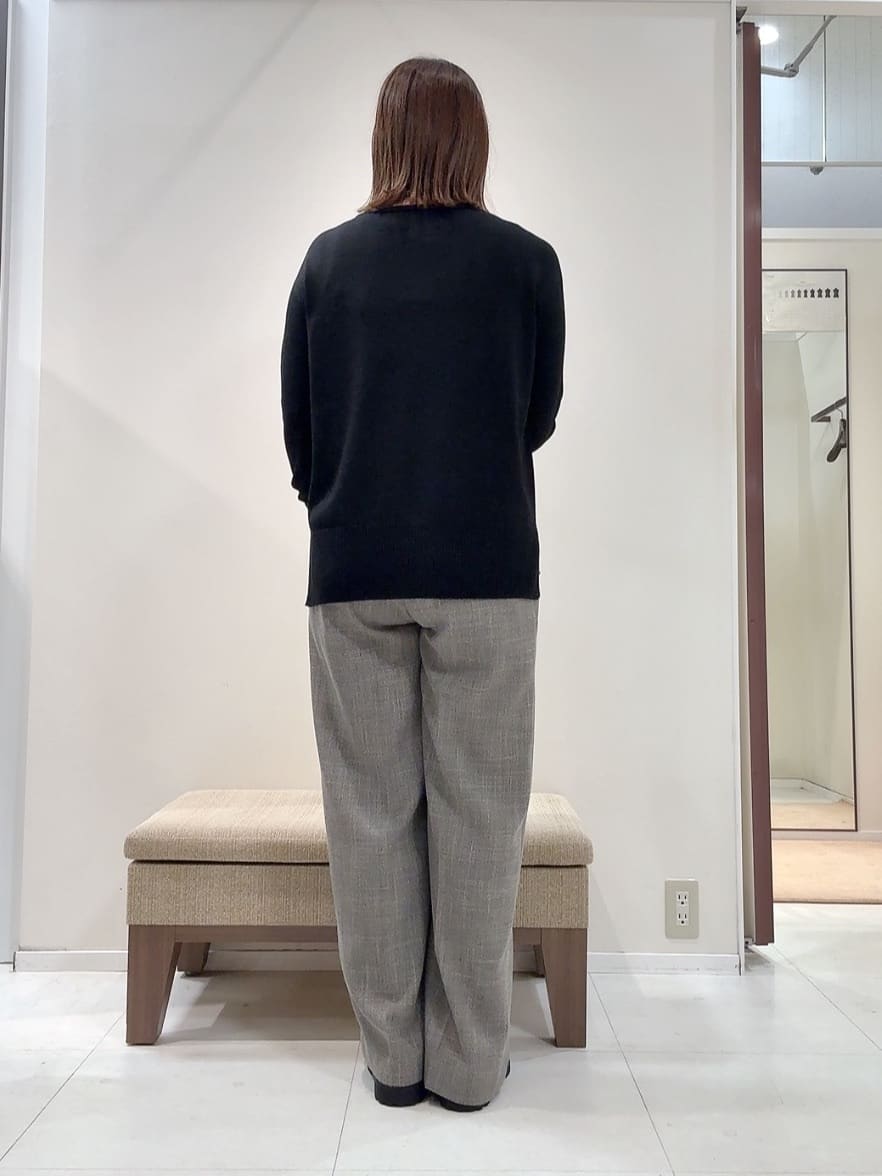 YUIさんの「UNTITLED｜【8色展開/体型カバー】魅せるタイムレスニット」を使ったコーディネート