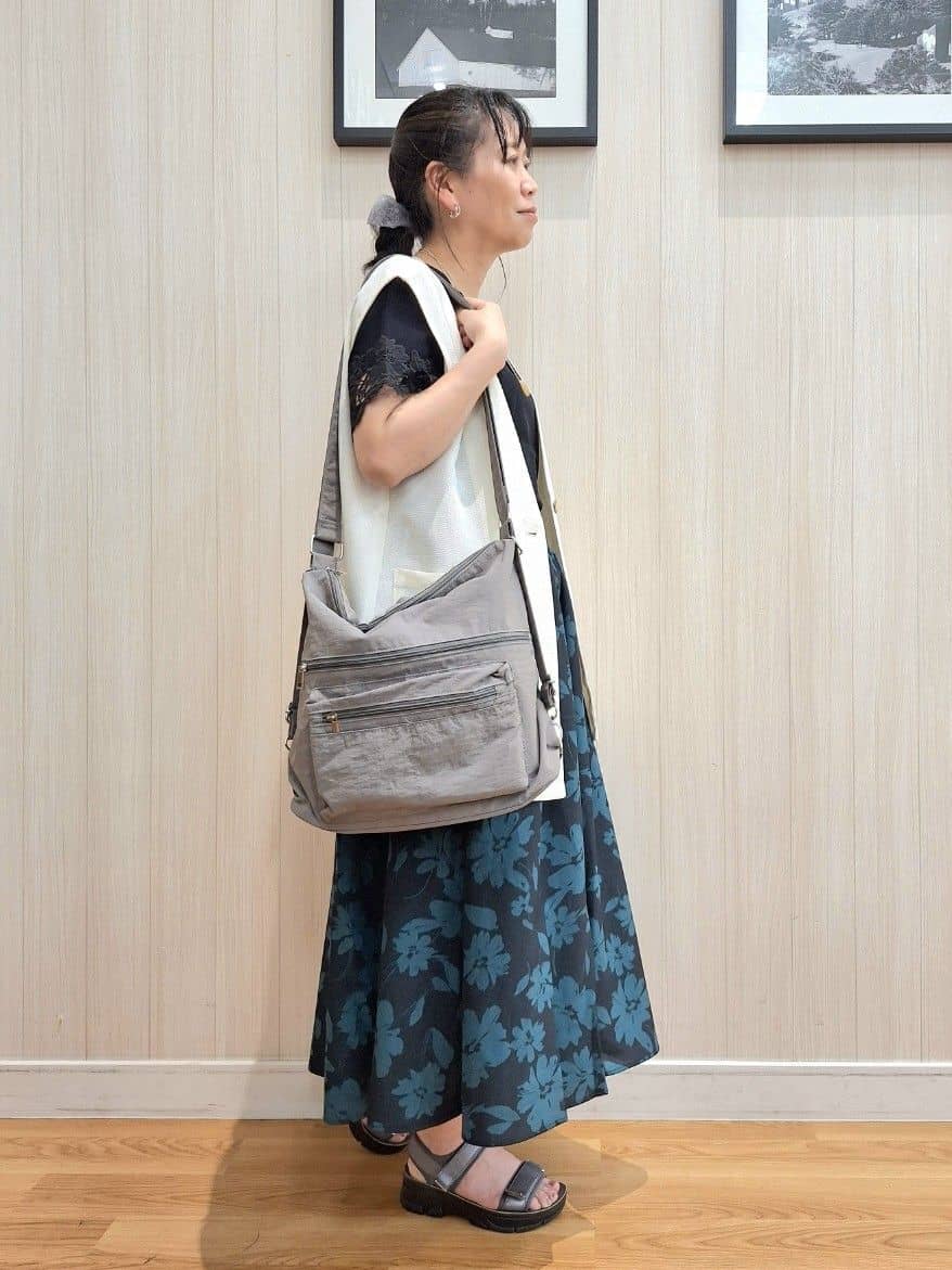 Saoさんの「SHOO･LA･RUE｜【S-LL】夏のレイヤードコーデに さらりと着られるメッシュジレ」を使ったコーディネート