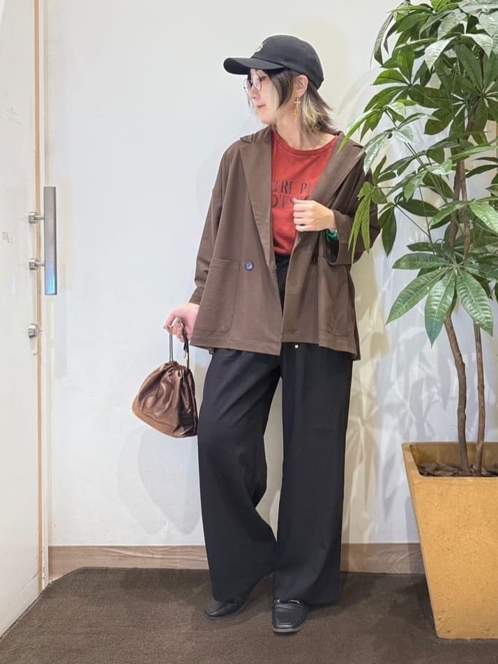 misakiさんの「SHOO･LA･RUE｜【S-LL/ひんやり】さらっとしたタッチが心地よい ダブルブレストジャケット」を使ったコーディネート