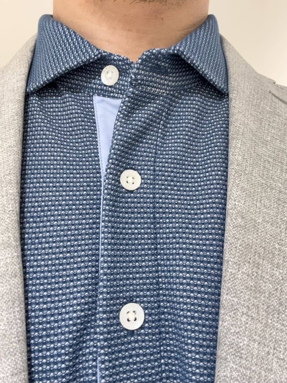 及川さんの「TAKEO KIKUCHI｜【抗菌防臭】COOL DOTS（R）ドビープリント ジャケット」を使ったコーディネート