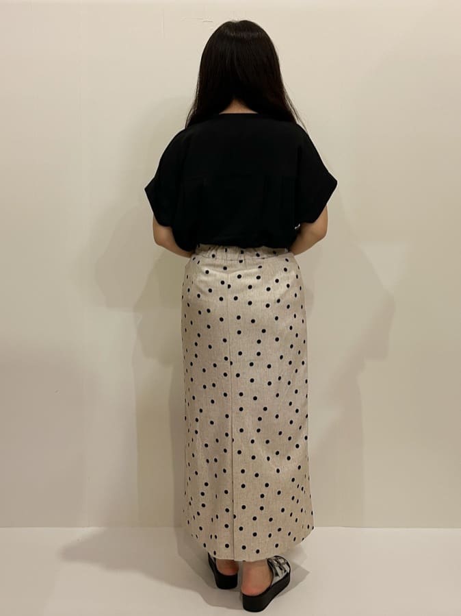 ちゃこさんの「OPAQUE.CLIP｜《7色展開／SS-LLサイズ》ストレッチスキッパーブラウス／セットアップ対応【洗濯機洗い可／防シワ】」を使ったコーディネート