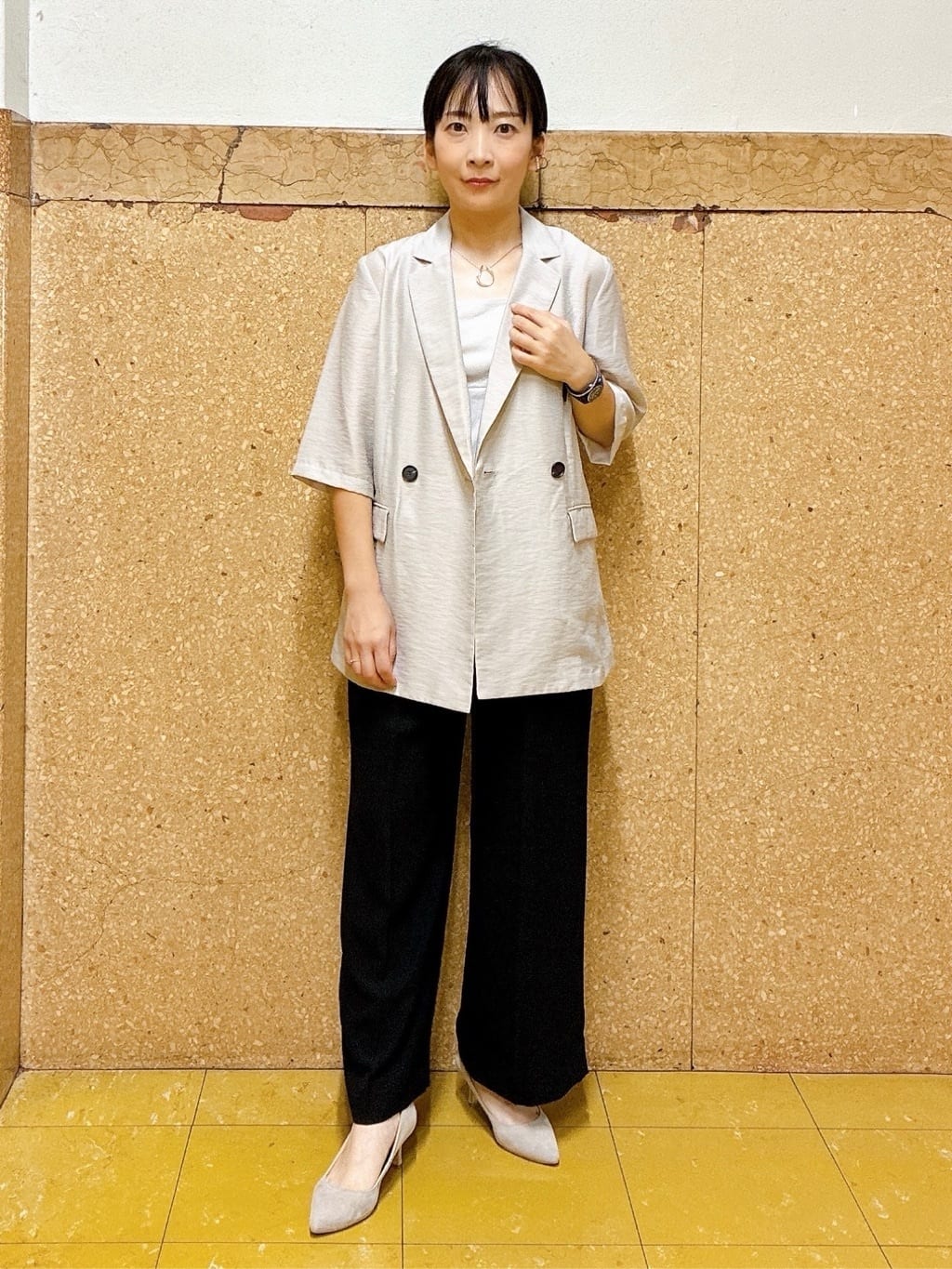 hattoriさんの「INDIVI｜【着心地◎！】タックワイドパンツ」を使ったコーディネート