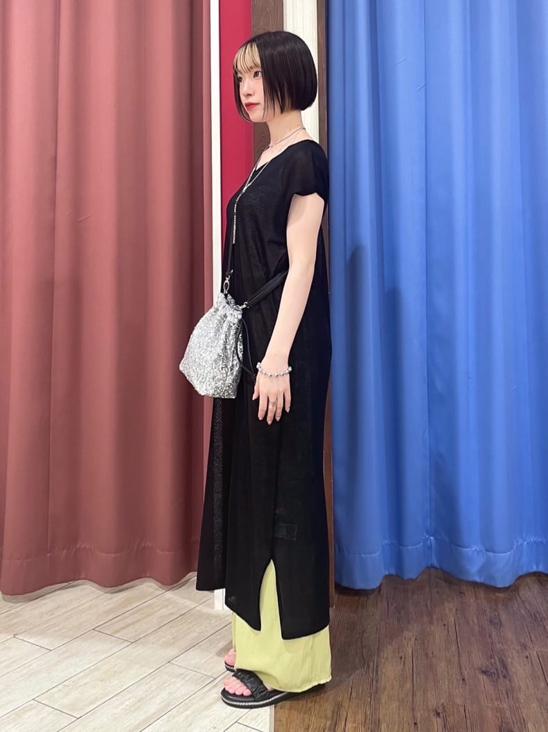 るるさんの「SHOO･LA･RUE｜」を使ったコーディネート