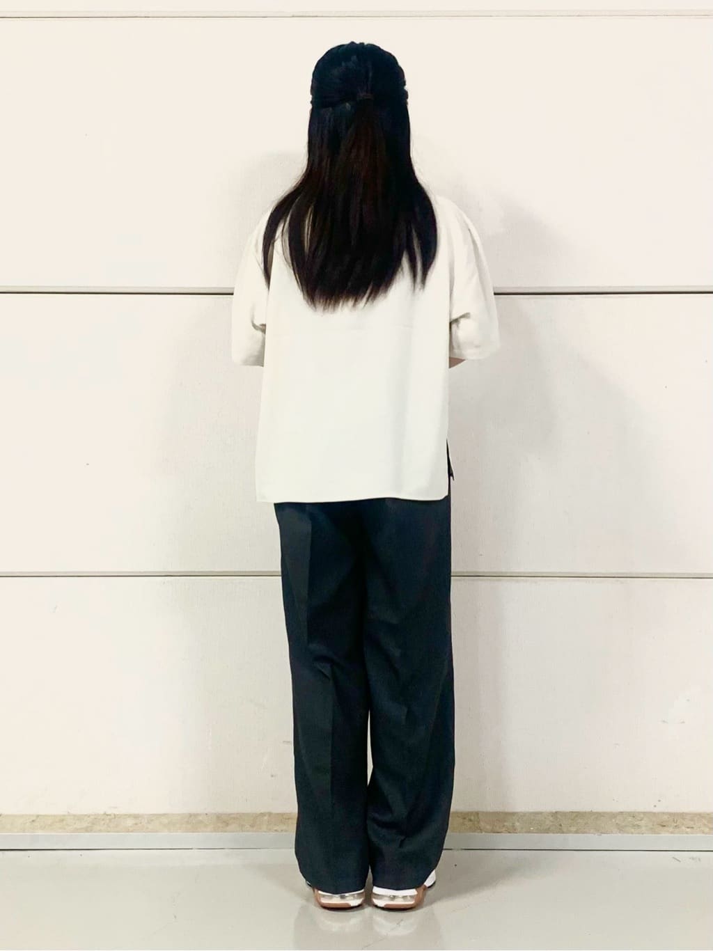 sahoさんの「THE SHOP TK｜アソートロゴTシャツ【接触冷感/防シワ/吸水速乾/UVケア/洗濯機OK】」を使ったコーディネート