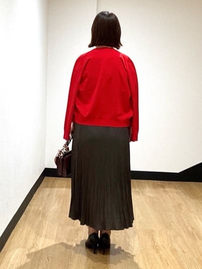 MIKIKOさんの「UNTITLED｜【アンサンブル可/薄手】ベーシッククルーネックカーディガン」を使ったコーディネート