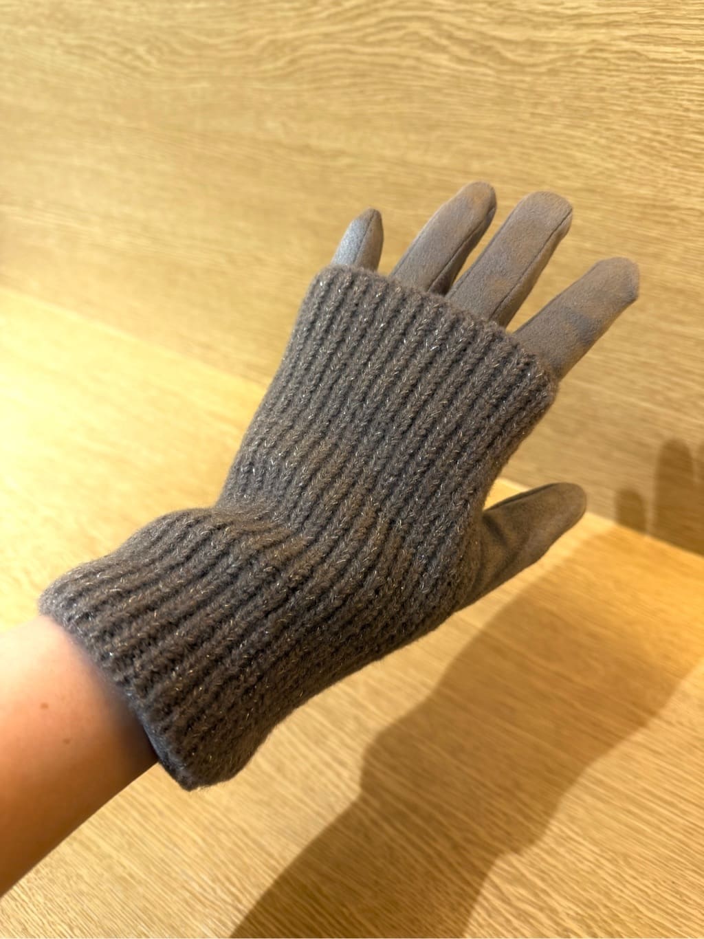 みーさんの「grove｜3WAYラメニットグローブ」を使ったコーディネート