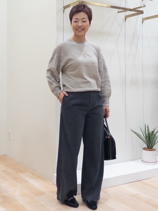 シュウコさんの「grove｜【2WAY・リバーシブル】大人が着たい上品コーデュロイジャケット」を使ったコーディネート