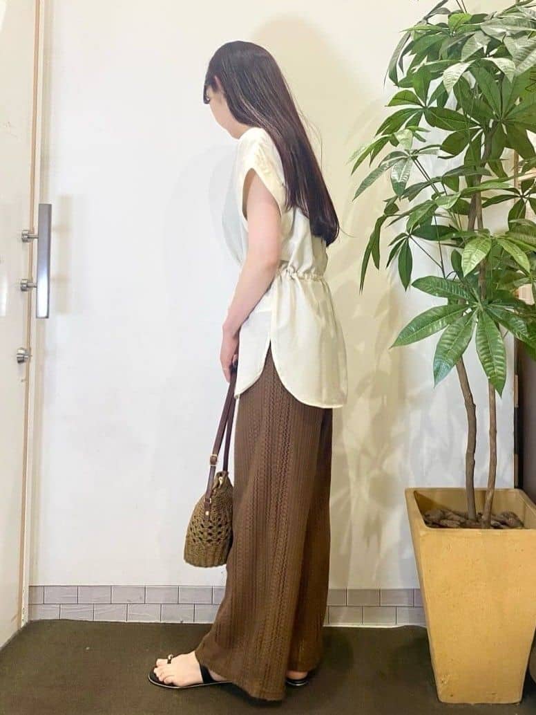 AYUMIさんの「SHOO･LA･RUE｜【S-LL】シルエットが変えられる ウエストリボンブラウス」を使ったコーディネート