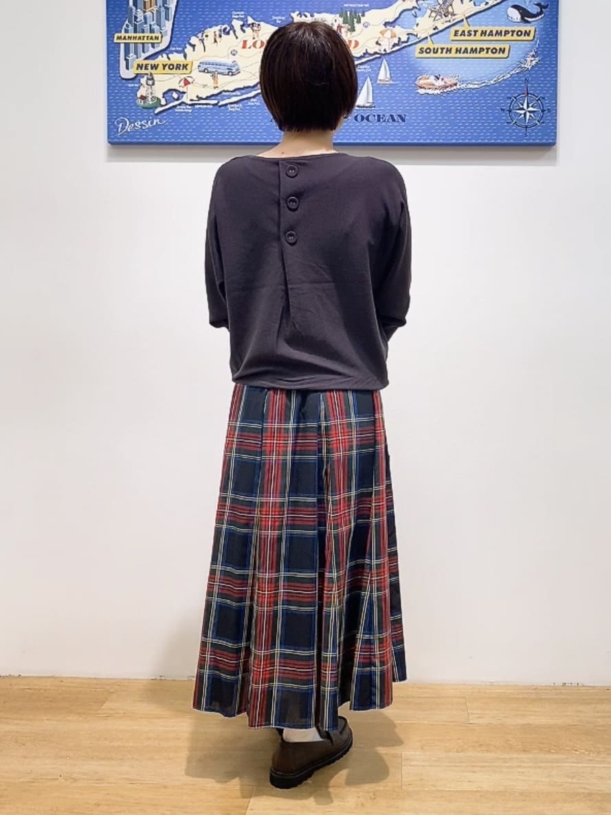 Hamaさんの「Dessin｜【洗える】後ろボタンニットプルオーバー七分袖」を使ったコーディネート