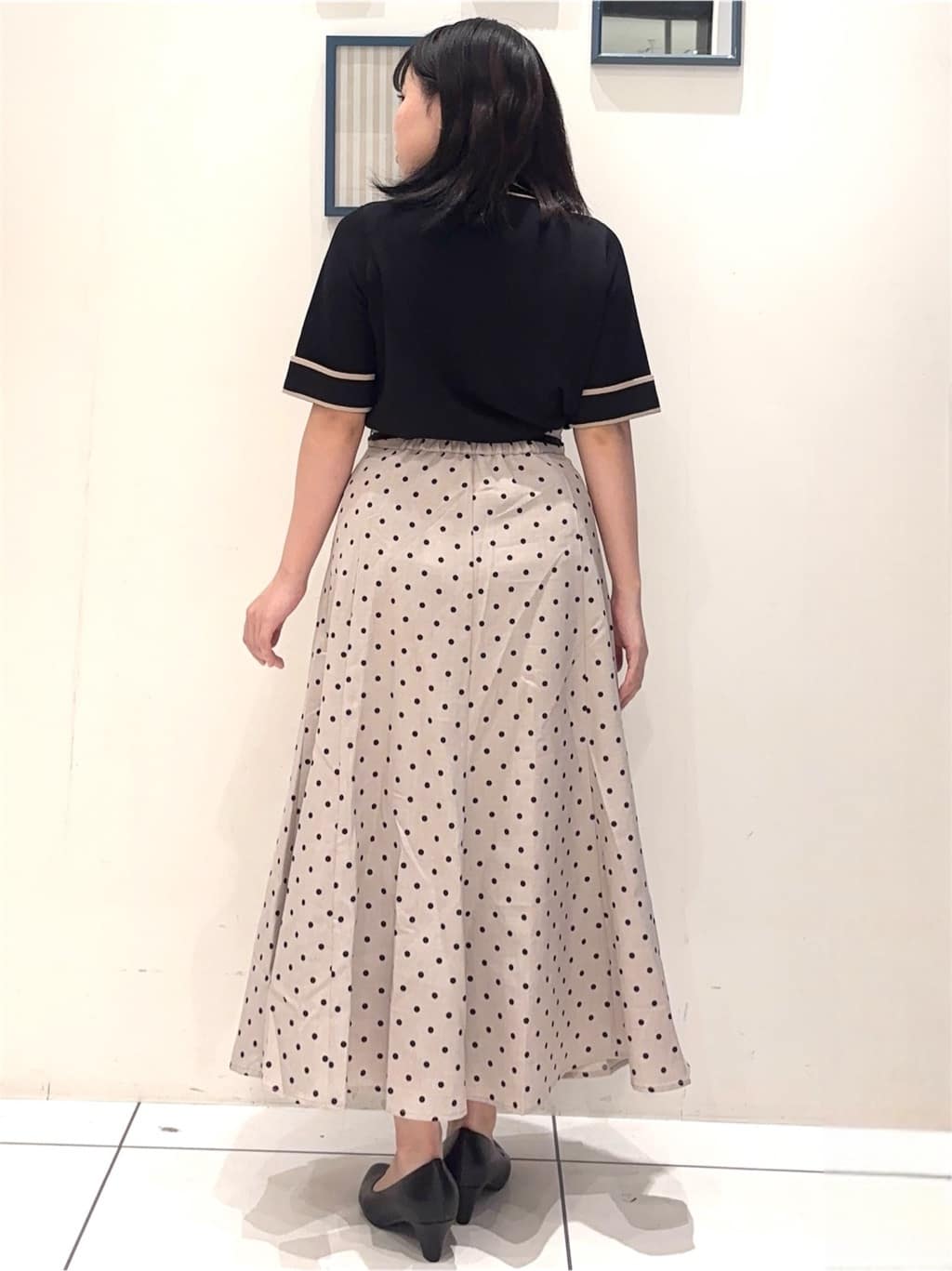  𝐦𝐢𝐨 さんの「grove｜ドットで華やぐ　軽やかマーメイドスカート」を使ったコーディネート