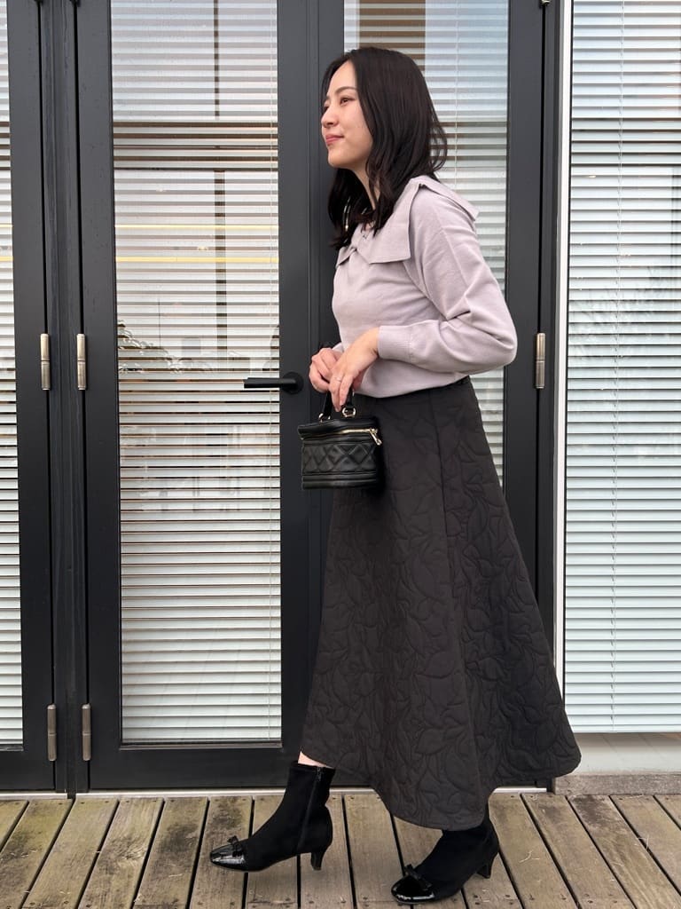 shinoさんの「Couture brooch｜リボンカラーデザインニット」を使ったコーディネート