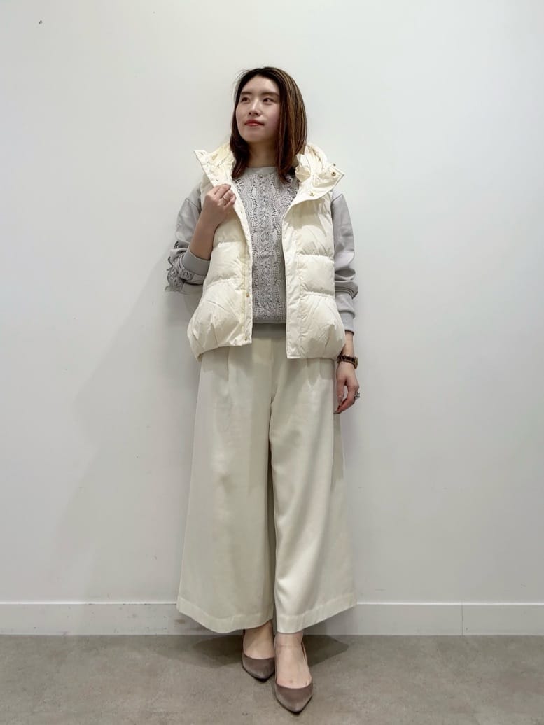 Suma Una本部スタッフさんの「SunaUna｜◆【COLLECTION LINE】レース付プルオーバー」を使ったコーディネート