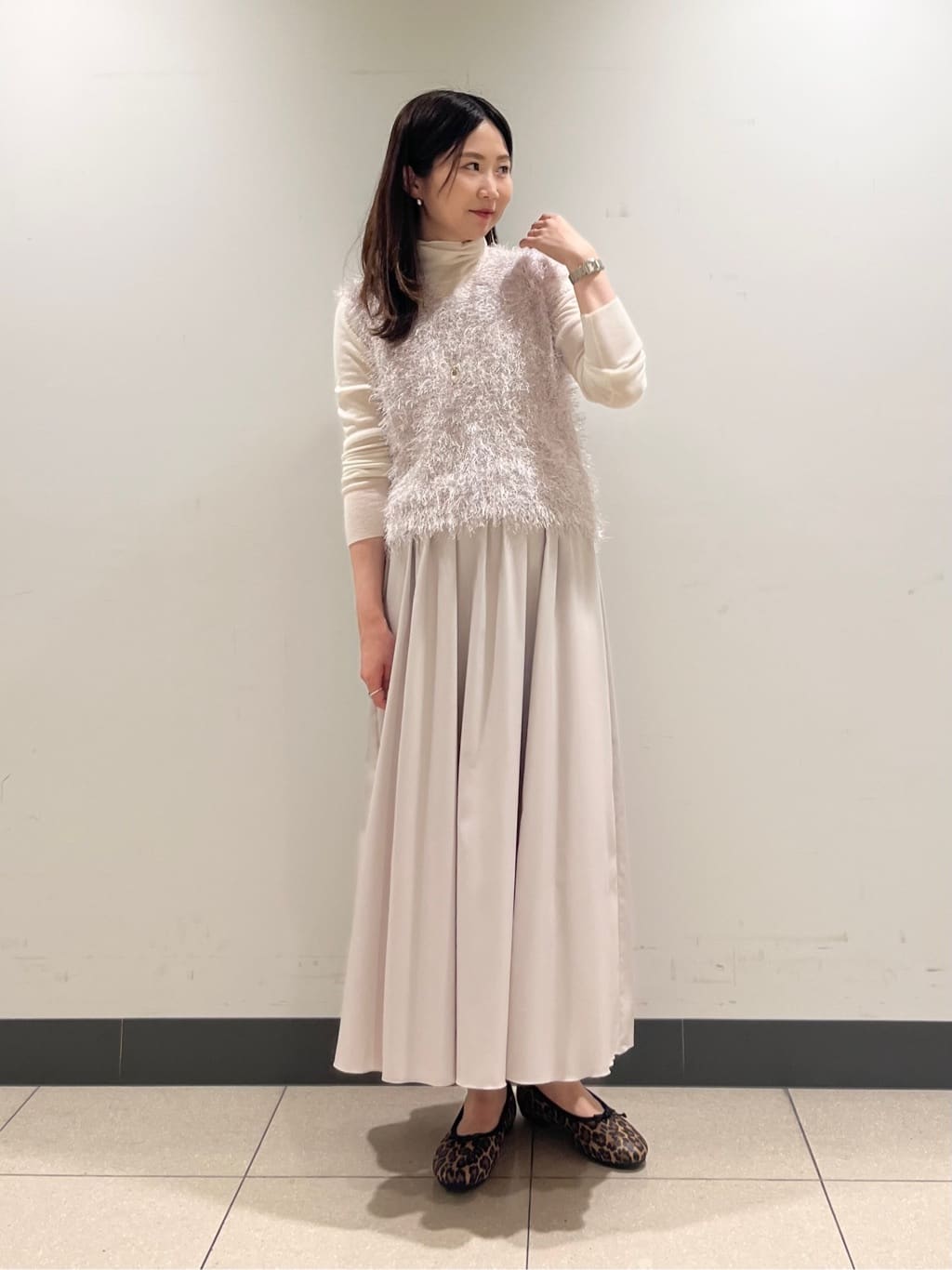 shokoさんの「INDIVI｜【洗える／UVケア／吸汗速乾】ジョーゼットライトブルゾン」を使ったコーディネート