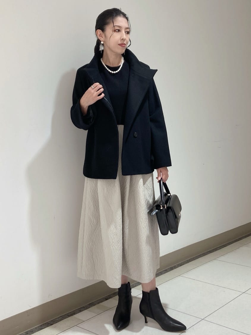 環さんの「UNTITLED｜【着回しが効く／オンオフアウター】ウールショートコート」を使ったコーディネート