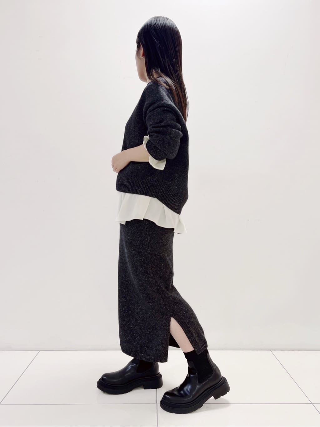 Ukiさんの「UNTITLED｜【セットアップ可/ゆったり】ウール混ラメニット」を使ったコーディネート