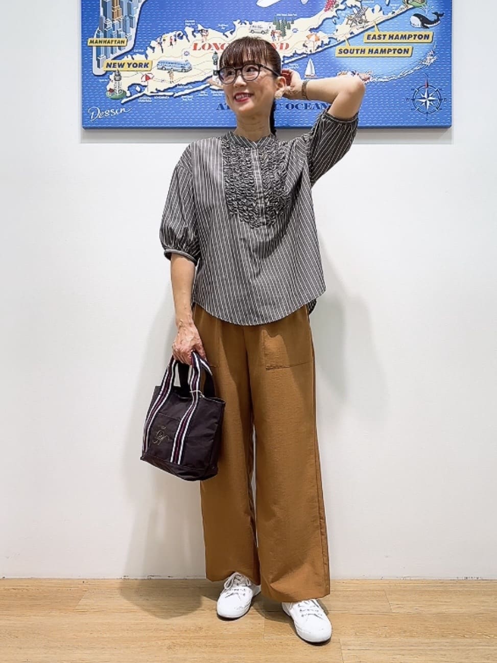 Yasucoさんの「Dessin｜【洗える】フリルバンドカラー五分袖ブラウス」を使ったコーディネート