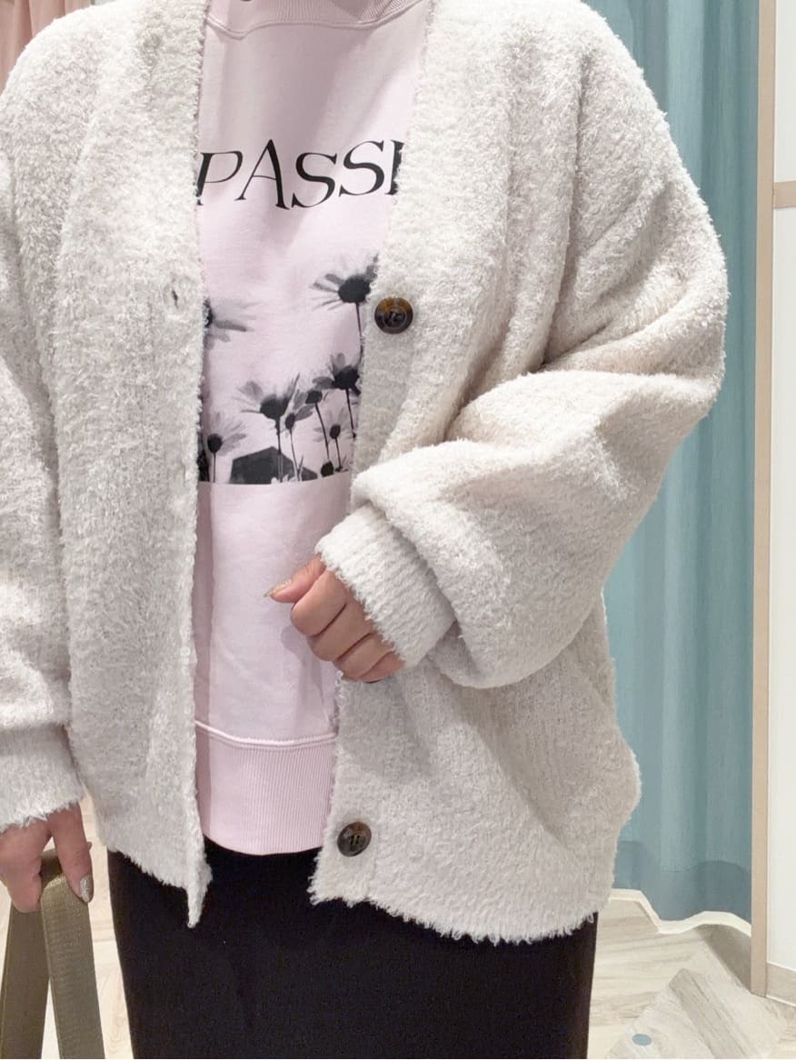 まちゃんなちゃんさんの「SHOO･LA･RUE｜グラフィックアソート裏毛スウェット」を使ったコーディネート