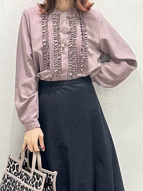 Miwaさんの「UNTITLED｜【アンサンブル可/薄手】ベーシッククルーネックカーディガン」を使ったコーディネート