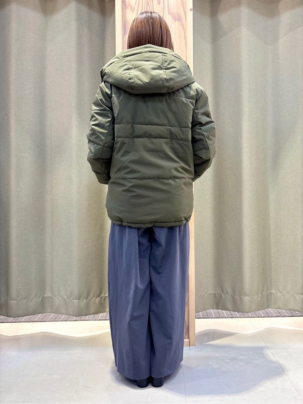 HaNeさんの「THE SHOP TK｜【すっきり見えシルエット】上品ふわもこ中綿ブルゾン」を使ったコーディネート