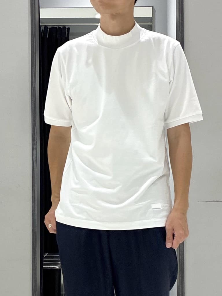 わいずみさんの「TAKEO KIKUCHI｜クールマックス 鹿の子 フラワープリントシャツ」を使ったコーディネート