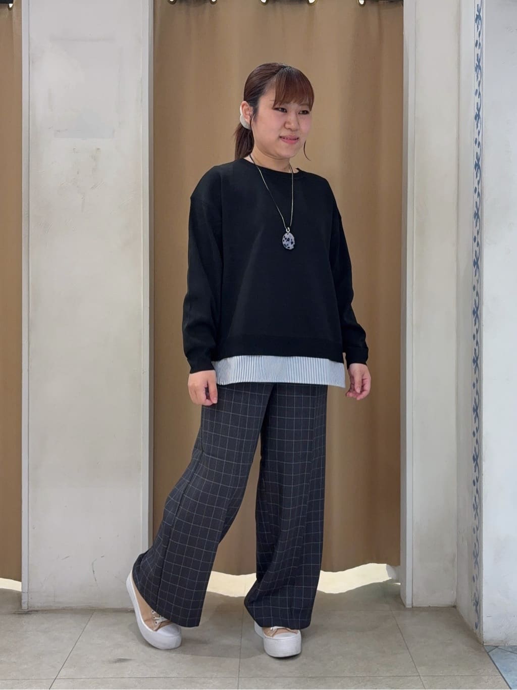 SO(R)Aさんの「SHOO･LA･RUE｜グラフィックアソート裏毛スウェット」を使ったコーディネート
