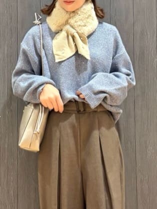 meiさんの「SHOO･LA･RUE｜【S-LL】きらっと華やぐ　大人のスパンコールニット」を使ったコーディネート