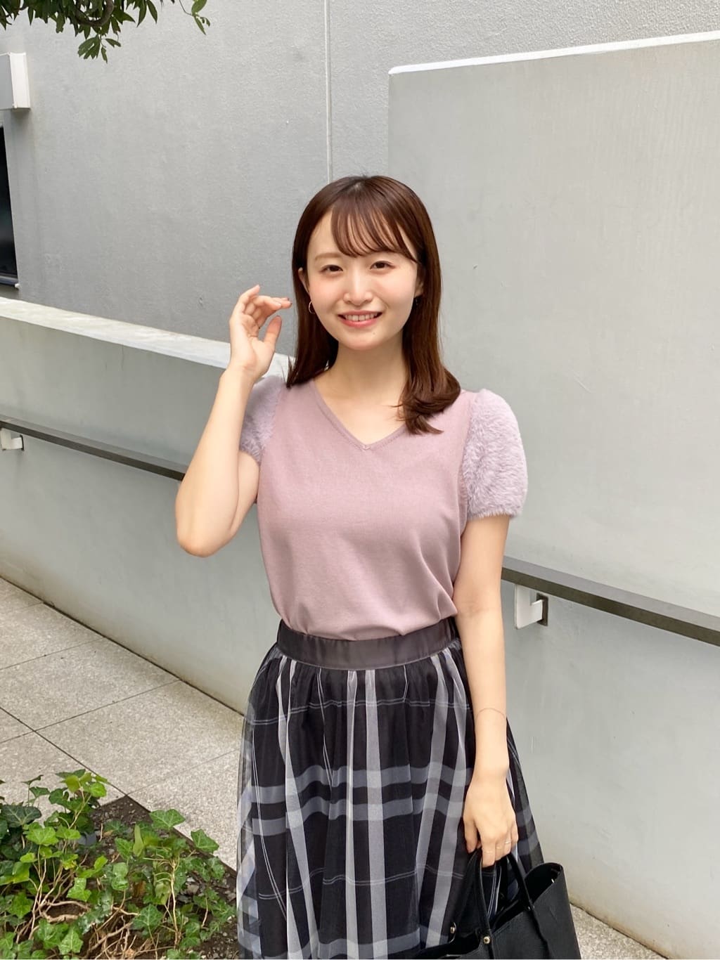 みさかさんの「index｜チュールラメチェックフレアスカート【洗濯機洗い可／防シワ】」を使ったコーディネート