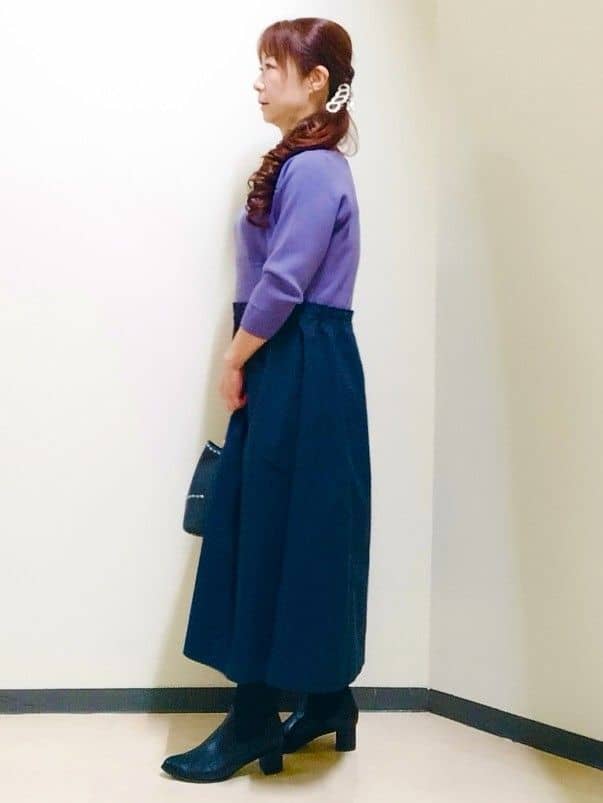 花さんの「Reflect｜【軽い羽織に◎／セットアップ可】パール調ボタン付きカーディガン」を使ったコーディネート