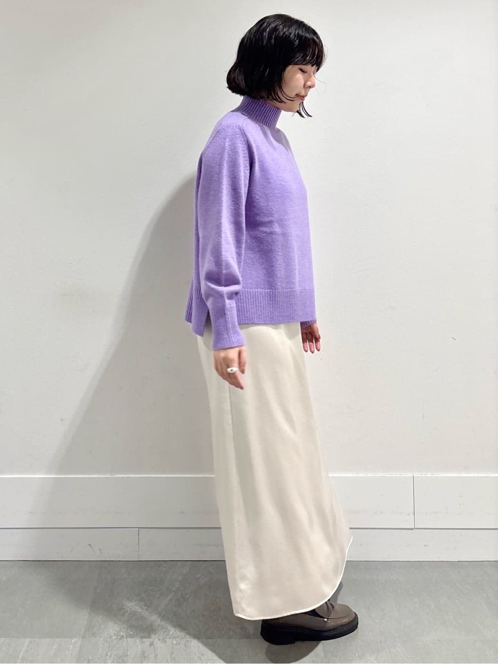 モエカさんの「UNTITLED｜【8色展開/洗える】ウールカシミヤ ハイネックニット」を使ったコーディネート