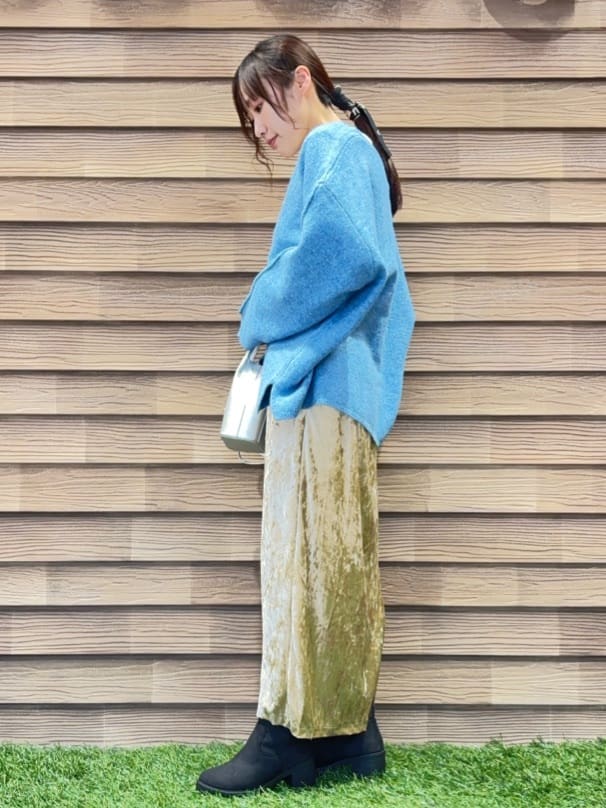 himiさんの「SHOO･LA･RUE｜【洗濯機可】ふわっと軽く羽織れる オーバーサイズカーディガン」を使ったコーディネート