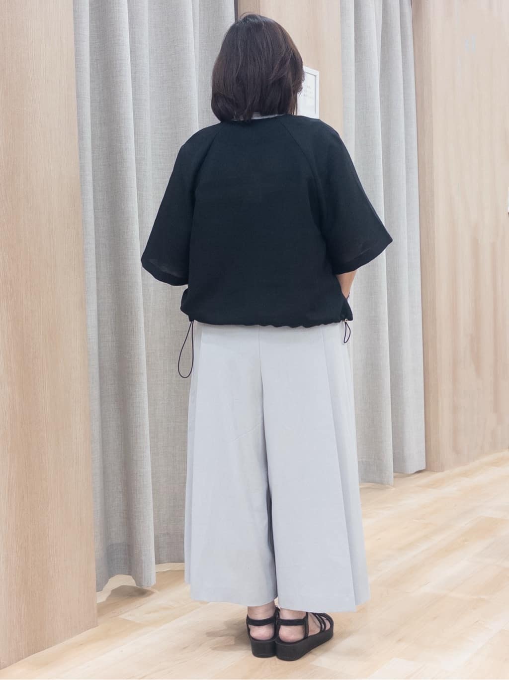 ゆみさんの「grove｜ひんやり多機能・やわらかドライタッチ五分袖プルオーバー」を使ったコーディネート
