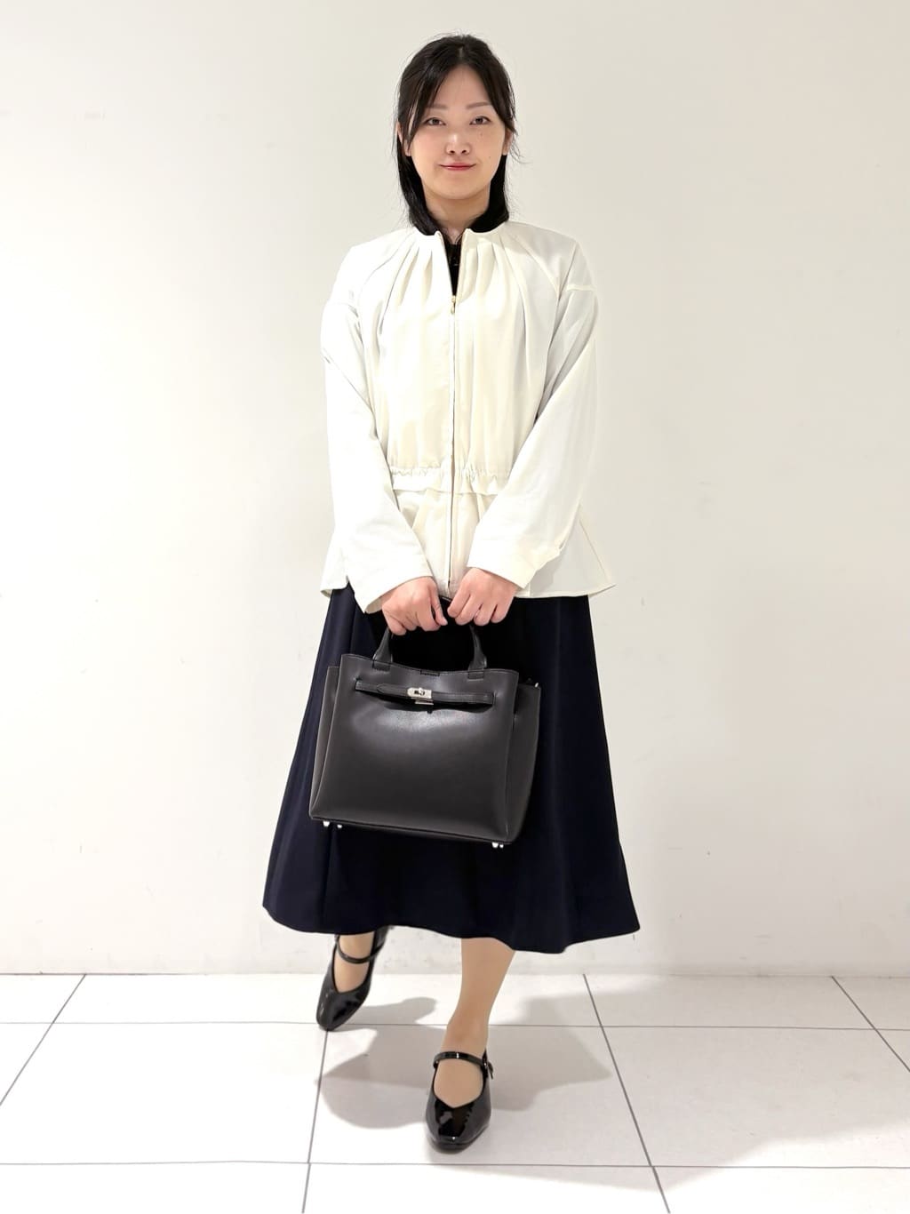 momokoさんの「INDIVI｜【洗える／UVケア】ジョーゼットフレアワンピース」を使ったコーディネート
