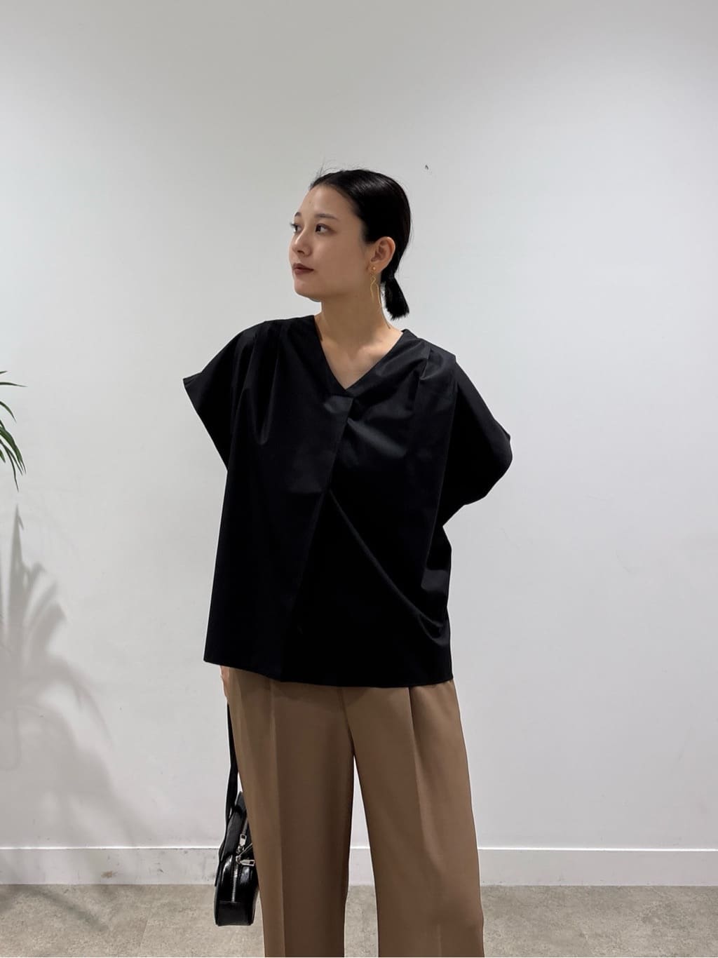 ayanoさんの「INDIVI｜スリーブレスタックブラウス」を使ったコーディネート