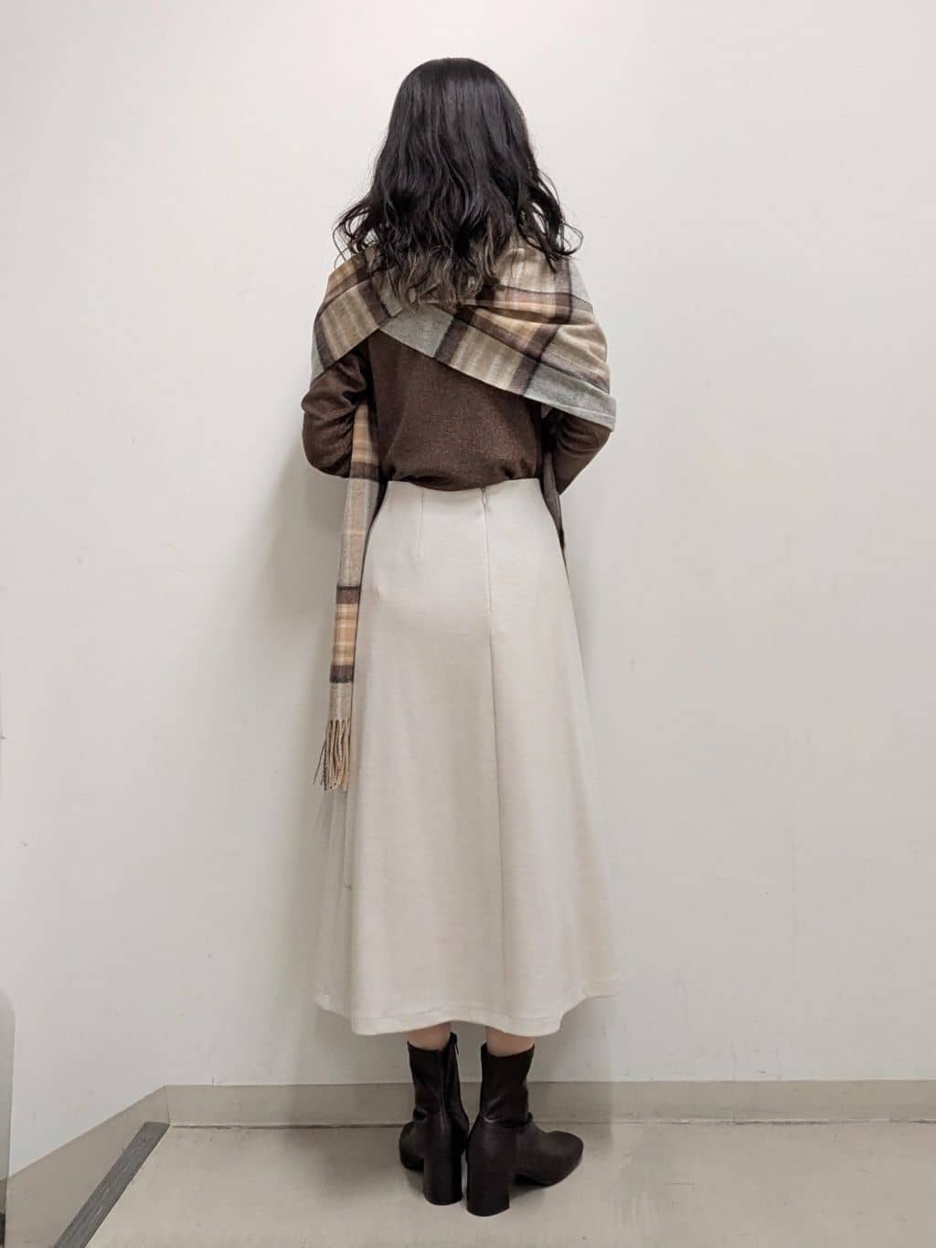 miiさんの「INDIVI｜【洗える／薄手／ラメ】シアーラメニット」を使ったコーディネート