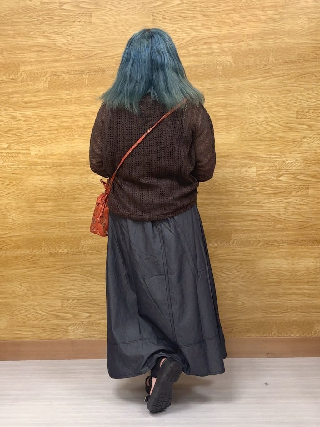ぁむさんの「SHOO･LA･RUE｜【洗える/S-LL】季節の変わり目に 透かし柄が涼やか ジップブルゾン」を使ったコーディネート