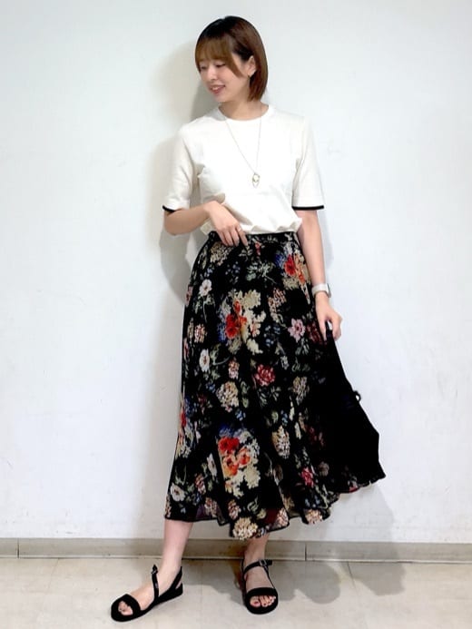 yukaさんの「UNTITLED｜【アンサンブル可/薄手/洗える】5分袖クルーニット」を使ったコーディネート