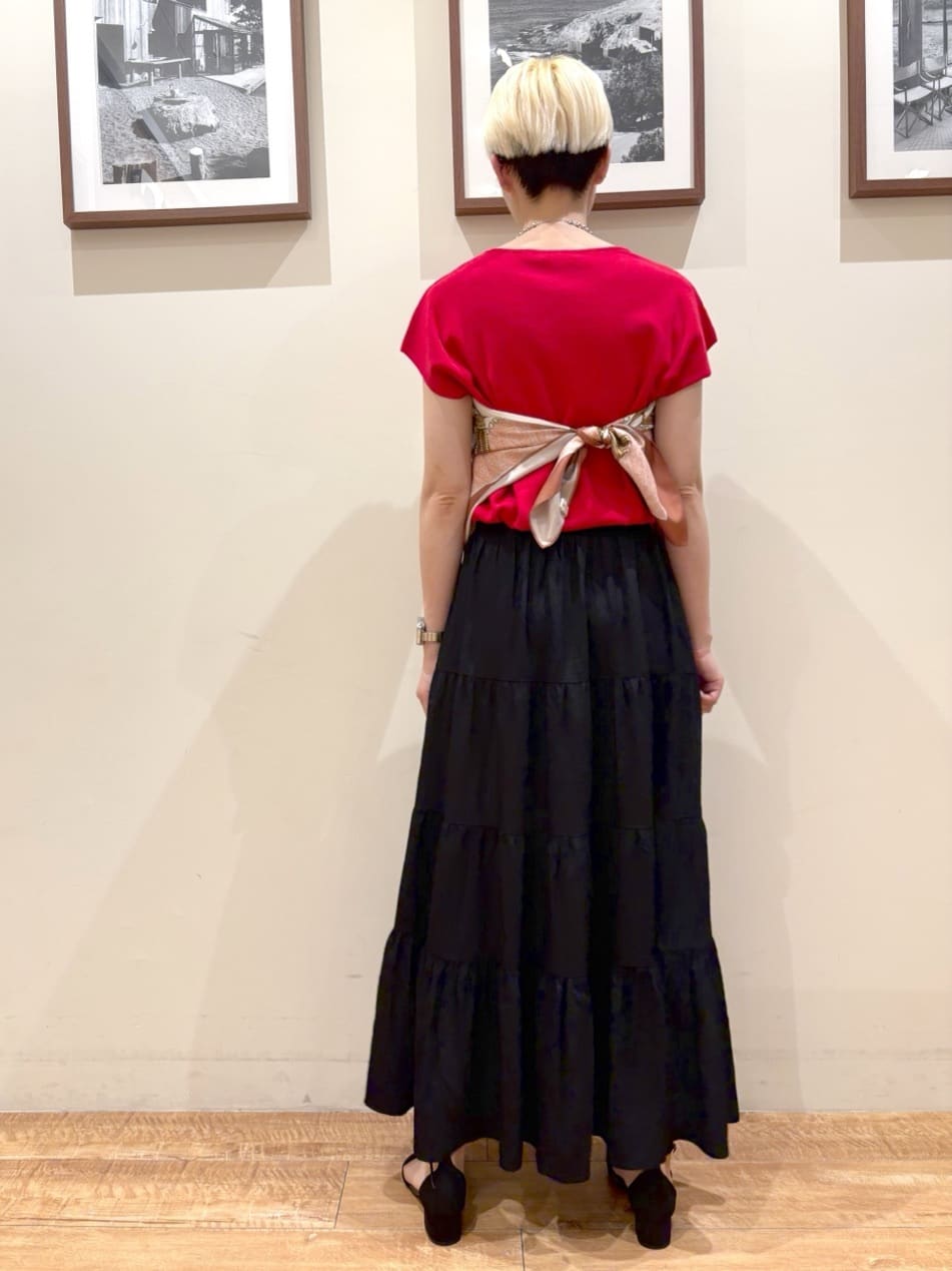Ayumiさんの「SHOO･LA･RUE｜【洗える/S-LL/ひんやり】さらりと好印象　総針フレンチスリーブニット」を使ったコーディネート