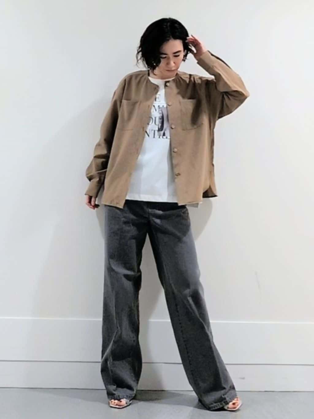 ミズタさんの「UNTITLED｜【秋も着られる/セットアップ可】リラククールシャツ」を使ったコーディネート