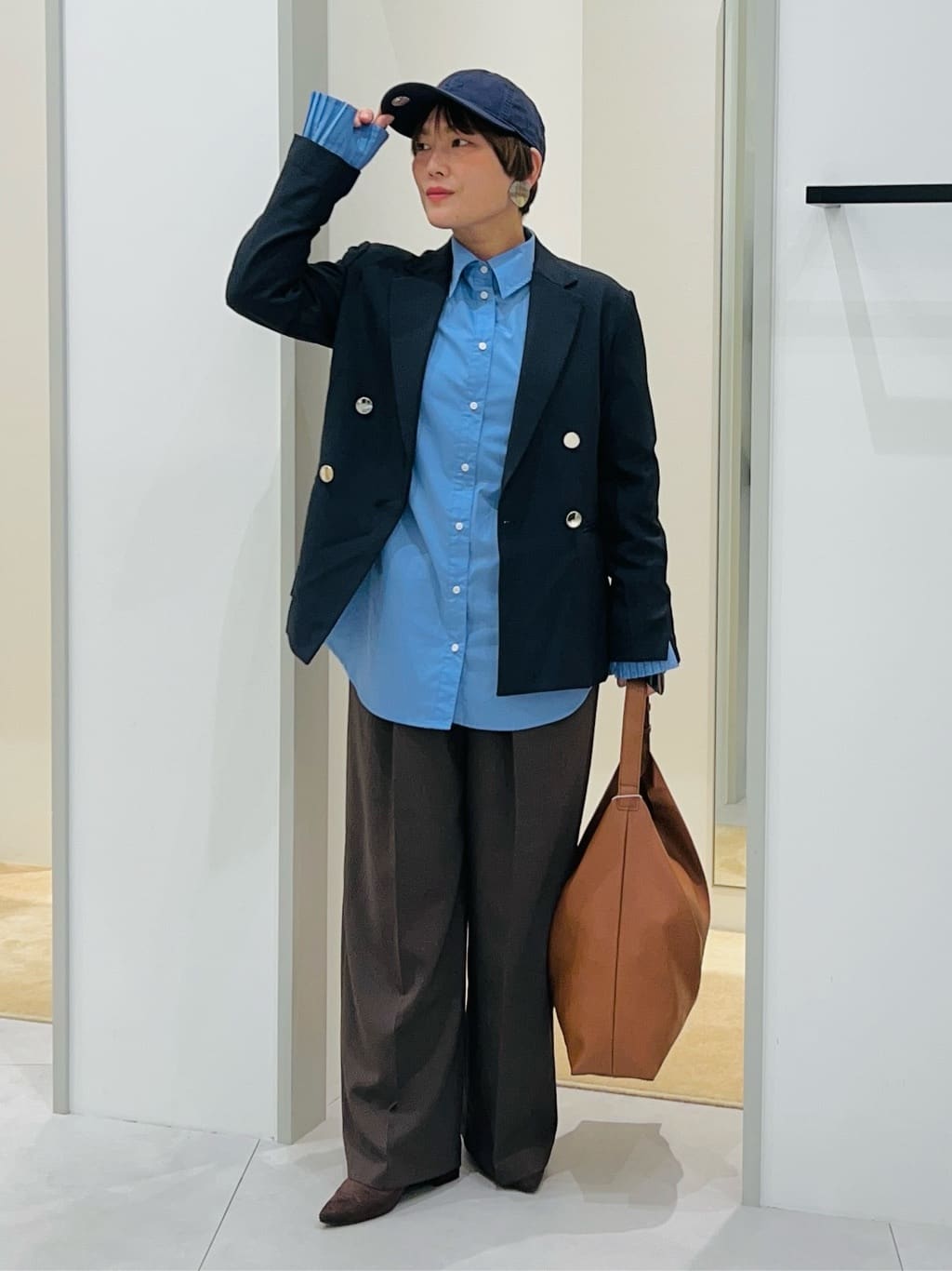 タナさんの「THE SHOP TK｜【今羽織るなら】ダブルブレストジャケット【セットアップ可/洗える】」を使ったコーディネート