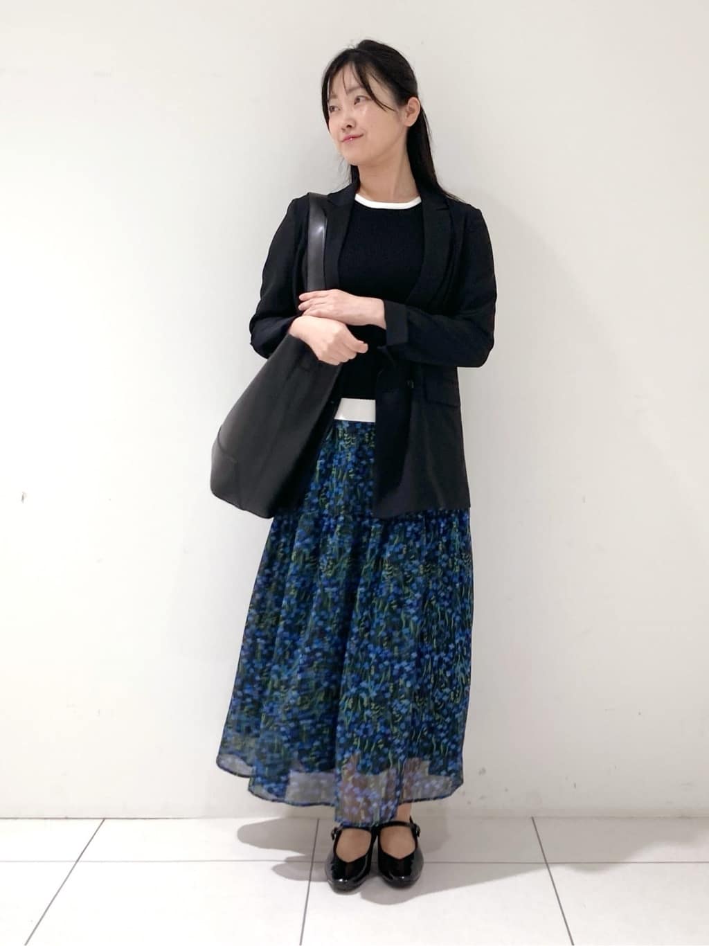 momokoさんの「INDIVI｜【軽く羽織れる！】ダブルジャケット」を使ったコーディネート