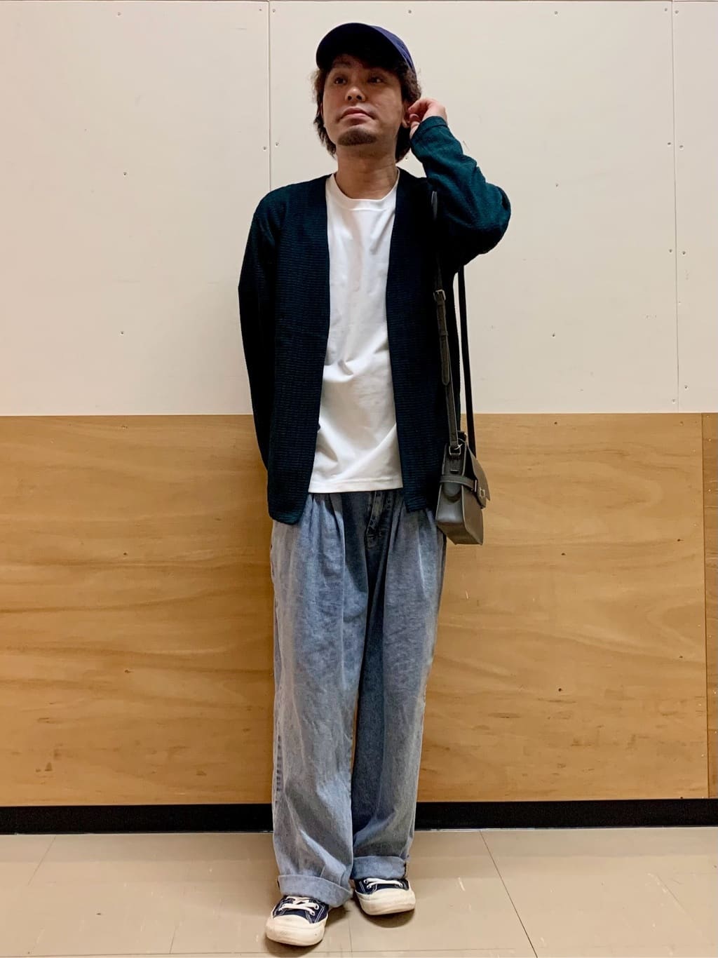 MATUさんの「THE SHOP TK｜【セットでお買い得！！】長袖カーディガン＋半袖Tシャツ　洗濯機OK/吸水速乾(Tシャツのみ)」を使ったコーディネート