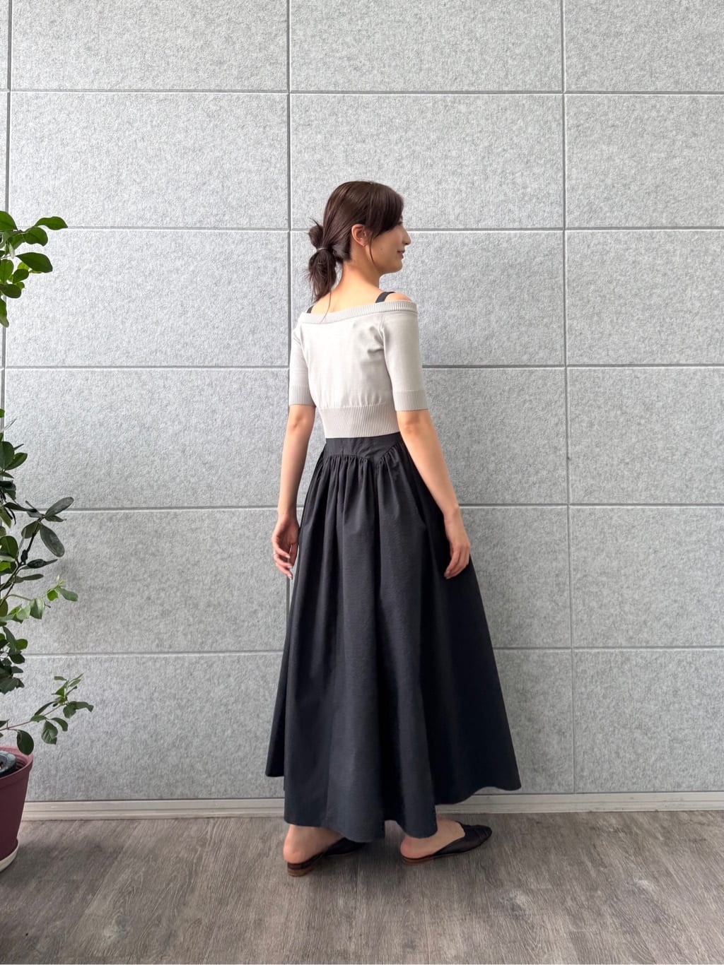 uchi__yamaさんの「CODE A｜design knit short cardigan」を使ったコーディネート