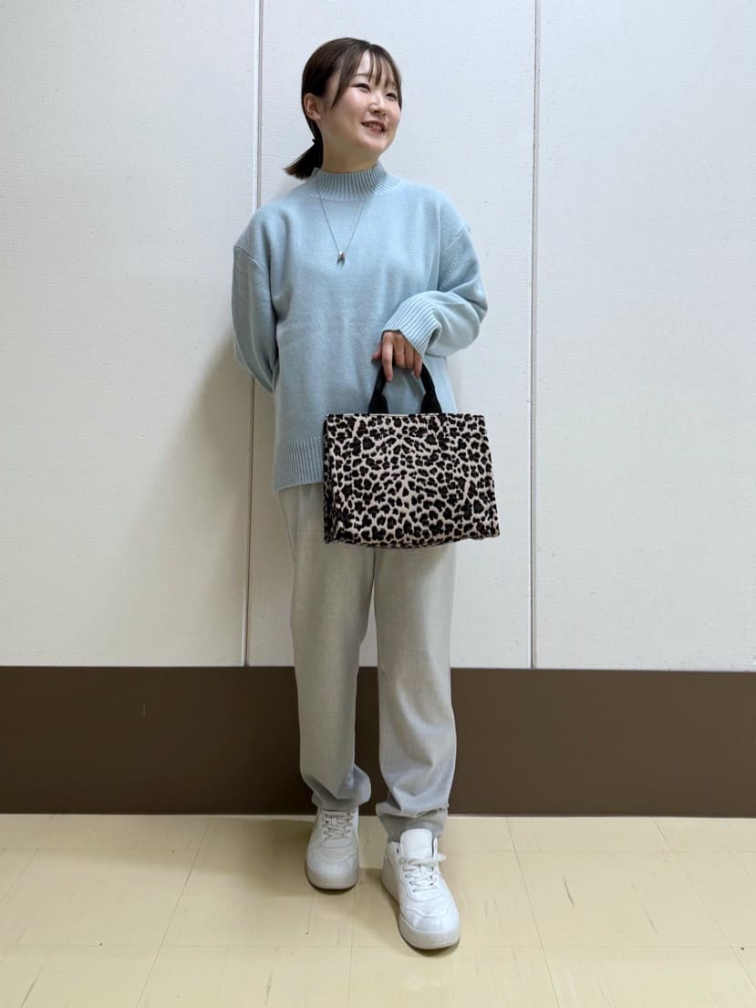 Rikoさんの「INDIVI｜【洗える／裏起毛】ストレッチウォームパンツ」を使ったコーディネート