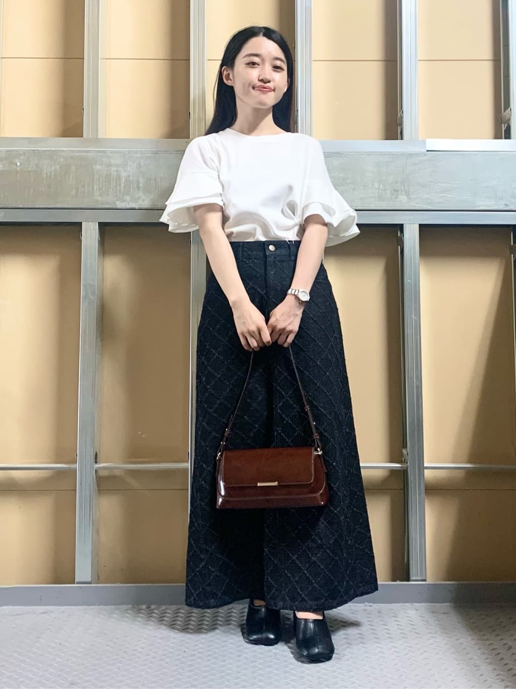 sahoさんの「THE SHOP TK｜【汗染み防止】袖フリルTシャツ【UVカット/洗濯機OK】」を使ったコーディネート