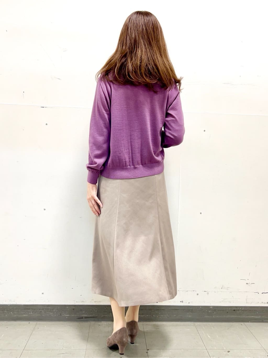 yuさんの「Reflect｜【通勤】スエードライクフレアスカート」を使ったコーディネート