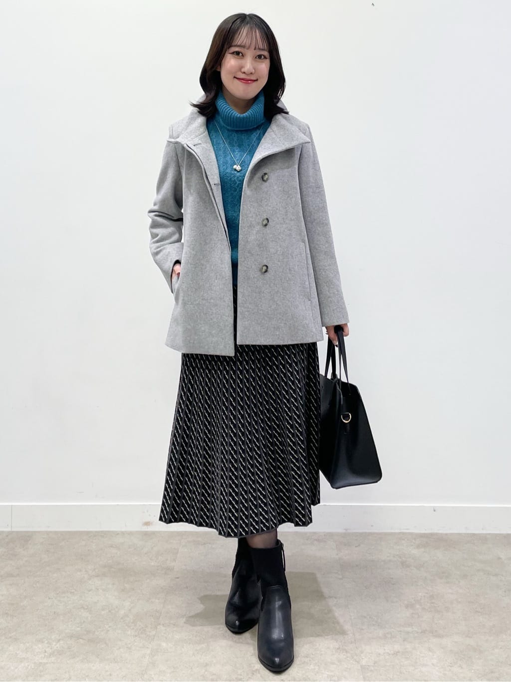 yukariさんの「Reflect｜【SS-4Lサイズ／衿が顔に当たらない◎】スタンドネックミドルコート」を使ったコーディネート
