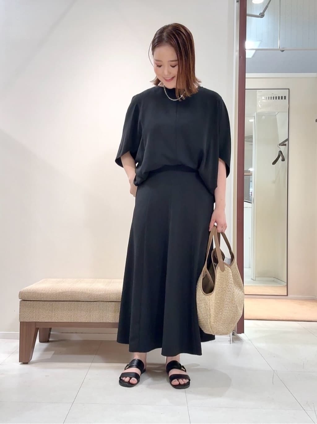 YUIさんの「UNTITLED｜メタリックメッシュトート」を使ったコーディネート