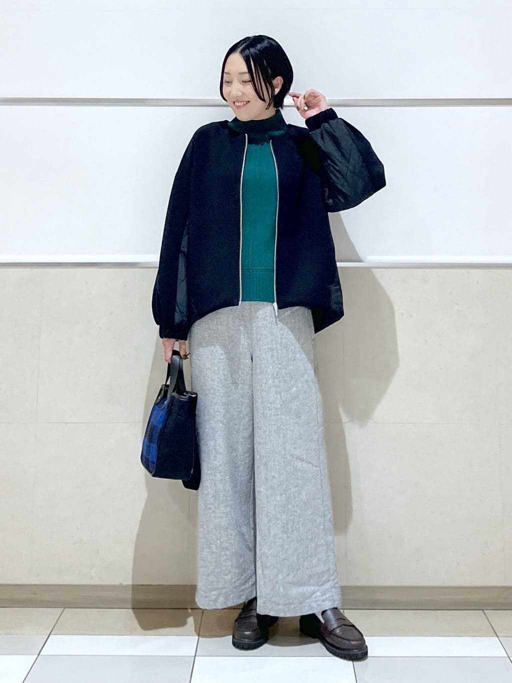 eriko さんの「Dessin｜ダンボールジップブルゾン」を使ったコーディネート